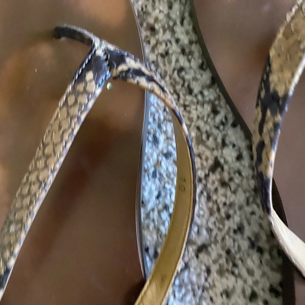Sandals - Picture 2 of 3